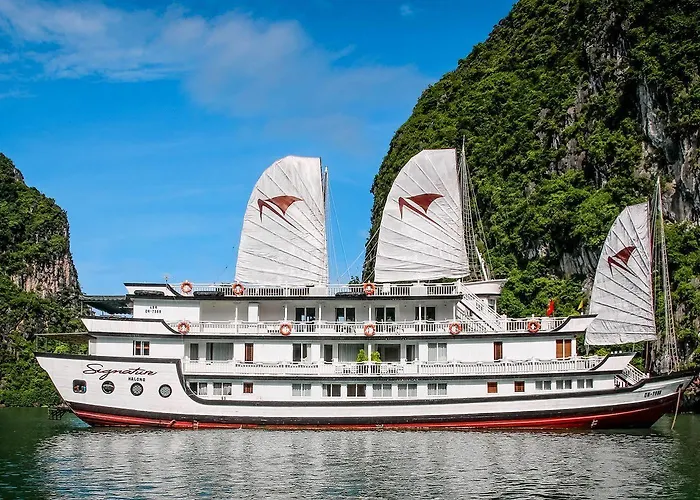 Signature Cruise  Hạ Long