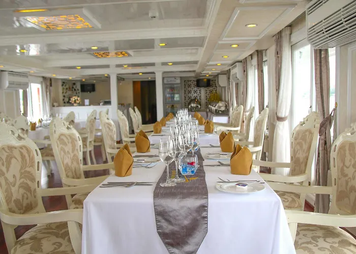  Signature Cruise Hạ Long